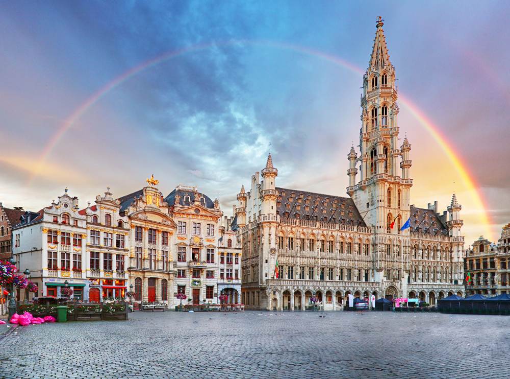 Rainbow-over-Grand-Place-Brussels-Belgium_712426702 (1)
